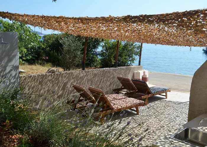 Apartments Martamare